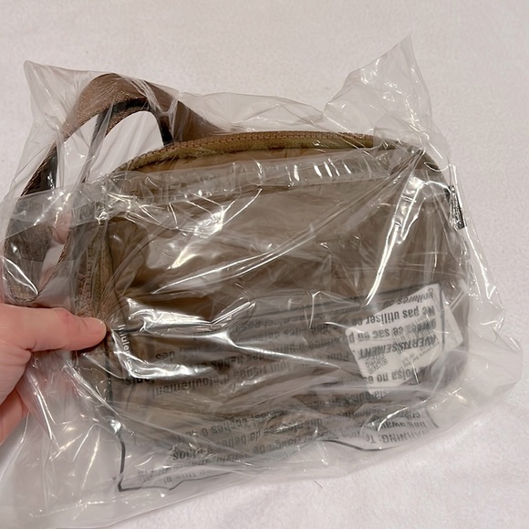 lululemon athletica Handbags - Lululemon burnt caramel everywhere belt bag large 2L